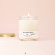 Load image into Gallery viewer, Beverly & 3rd Candle Co Toasted Pumpkin 9 oz Soy Candle