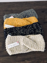Load image into Gallery viewer, Chunky Knit Headband
